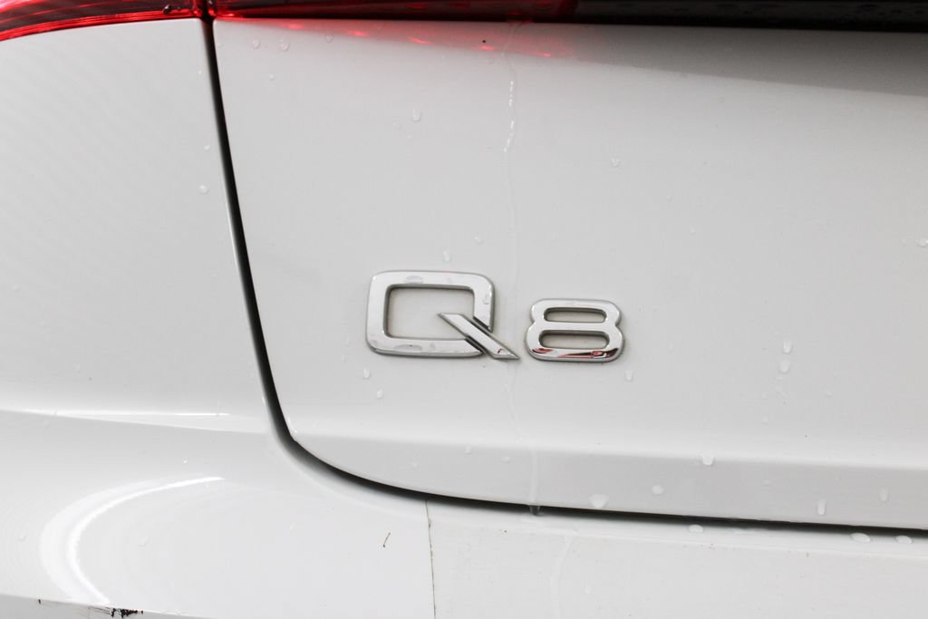Used 2019 Audi Q8 Premium Plus w/ Premium Plus AWD/4WD image 30
