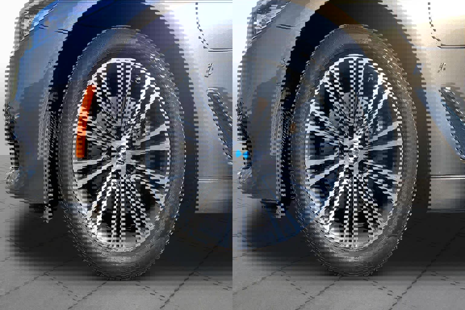 Used 2018 BMW 530e xDrive image 10