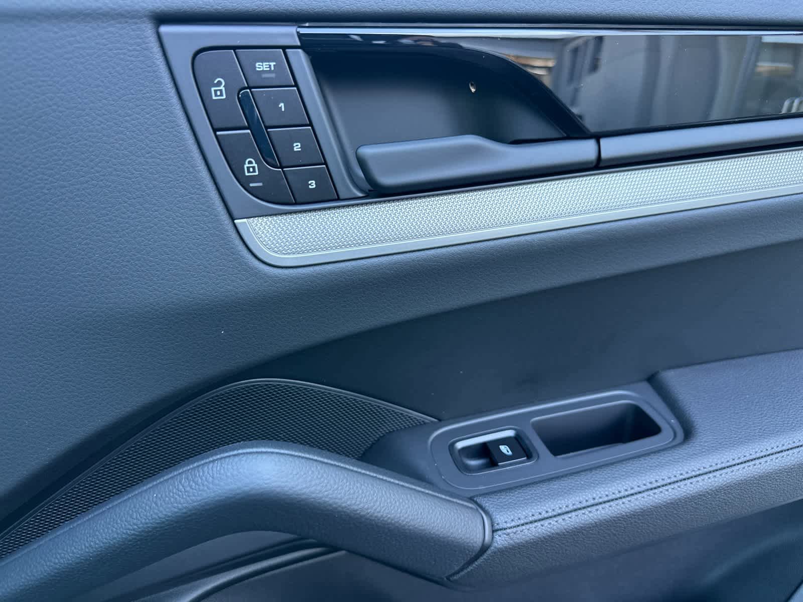 New 2026 Porsche Cayenne S AWD/4WD image 19