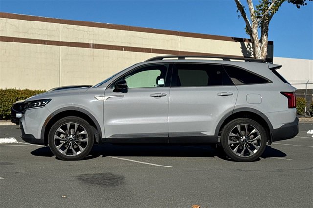 Used 2022 Kia Sorento SX Prestige image 7