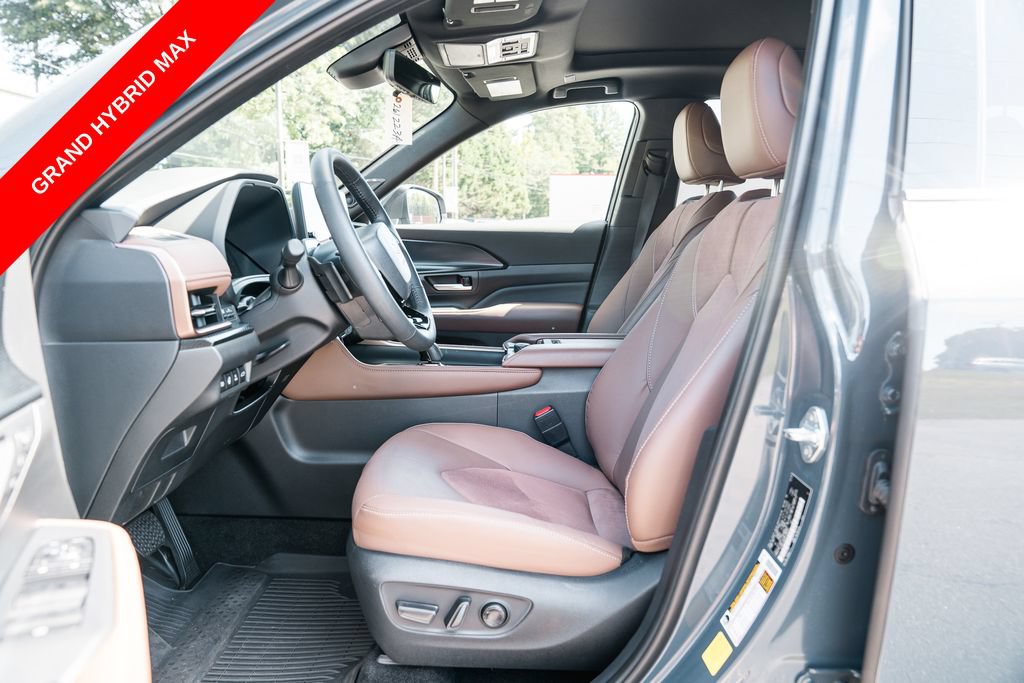Certified 2026 Toyota Grand Highlander AWD Hybrid image 25