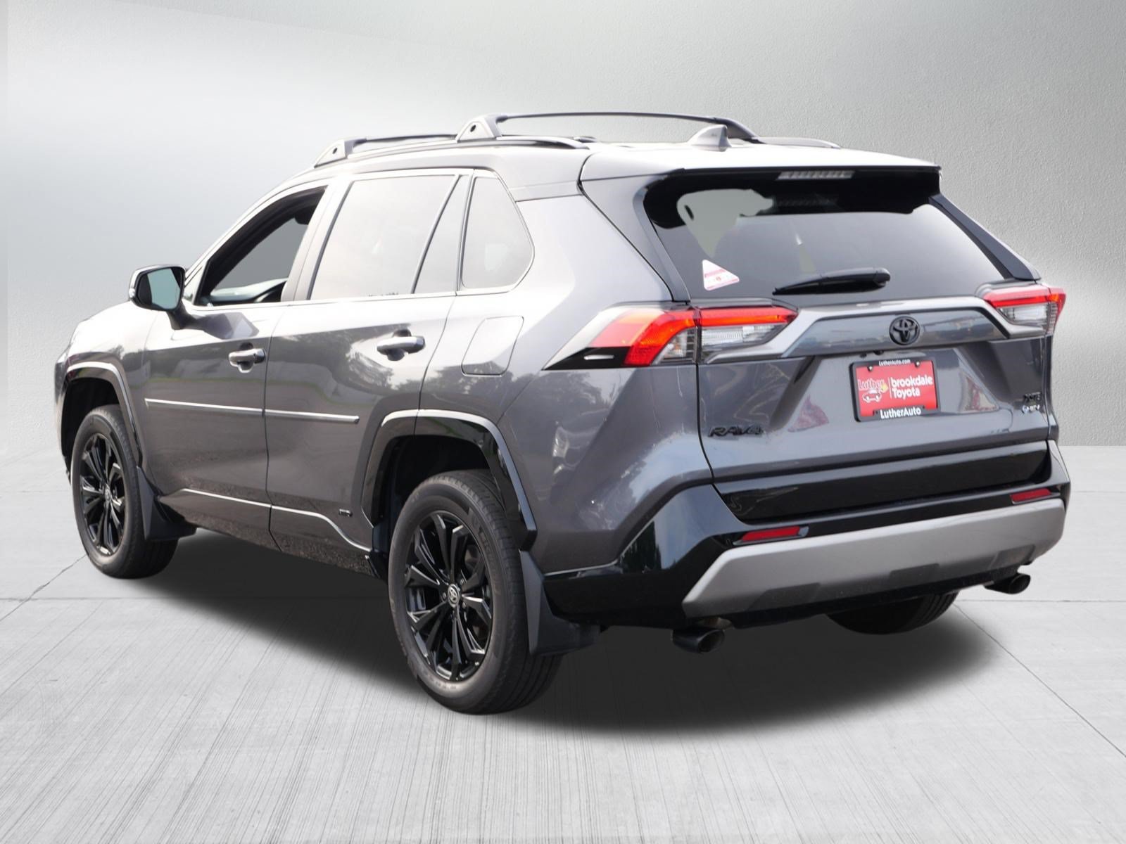 Certified 2025 Toyota RAV4 XSE w/ Weather Package AWD/4WD image 5