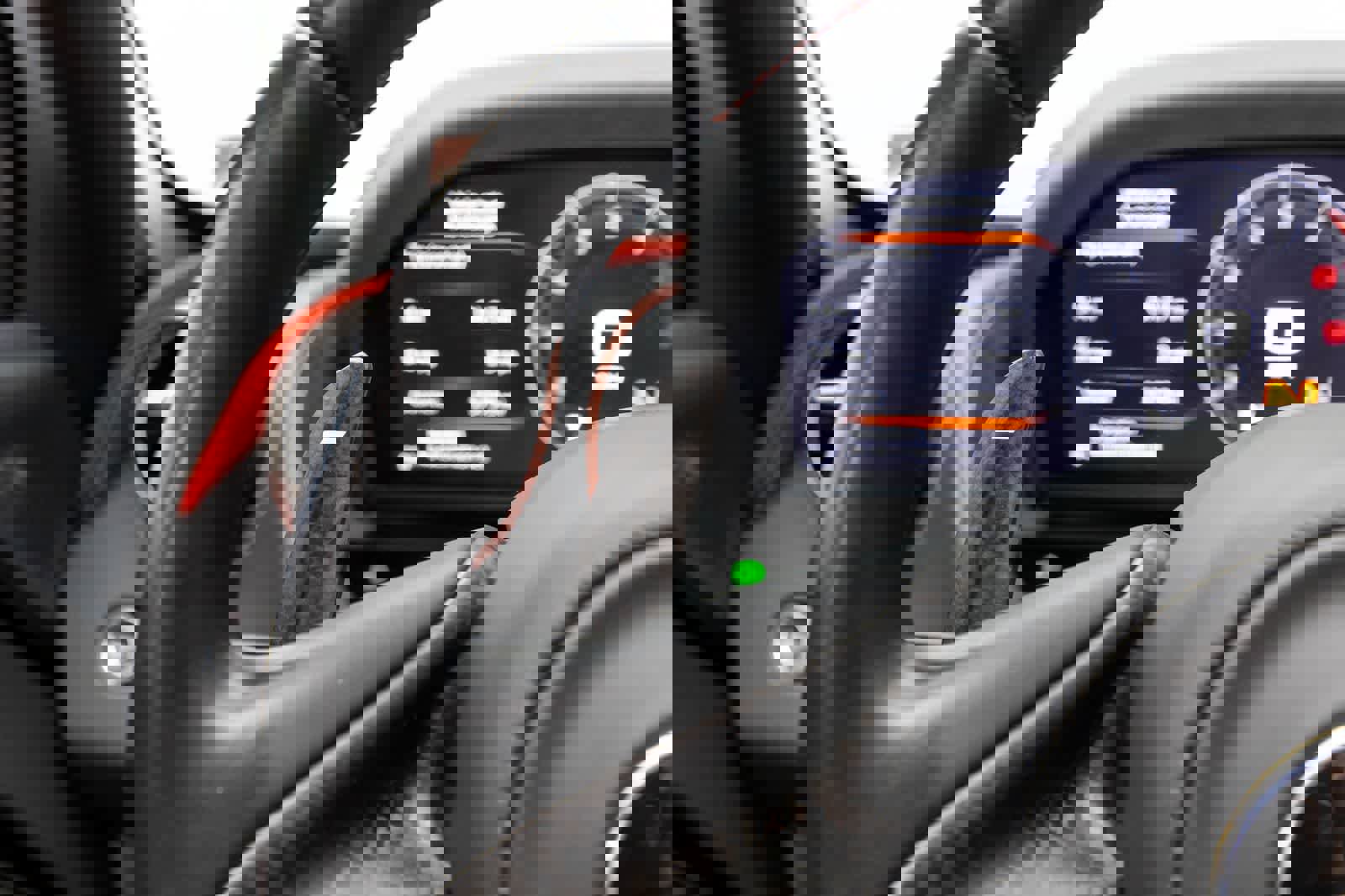 Used 2022 McLaren 720S Spider image 25