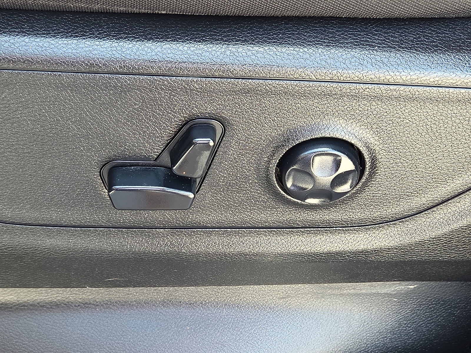 Used 2019 RAM 1500 Big Horn image 14