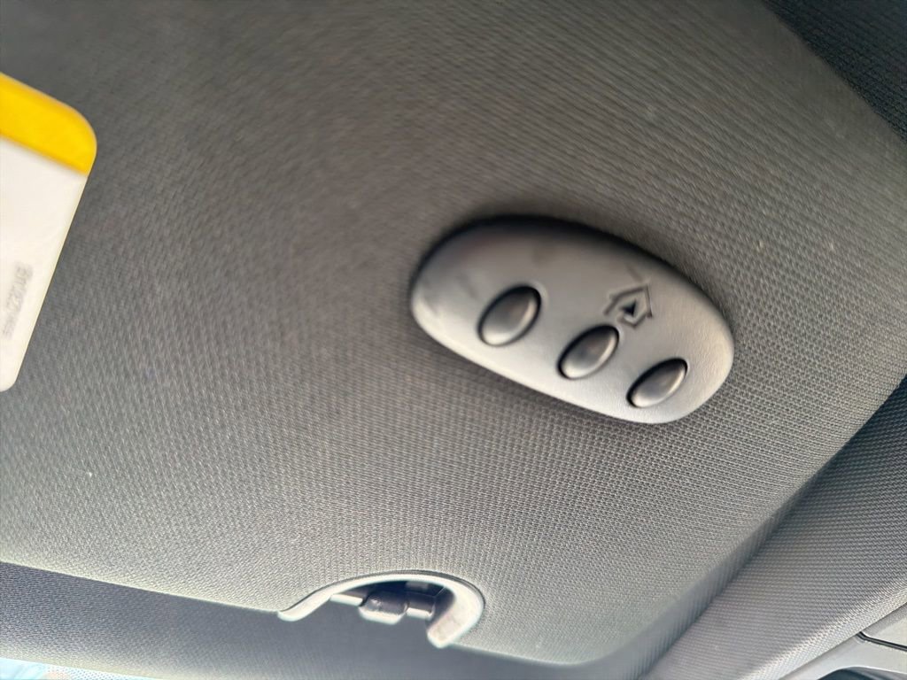 Used 2019 Dodge Grand Caravan SXT w/ Driver Convenience Group image 19