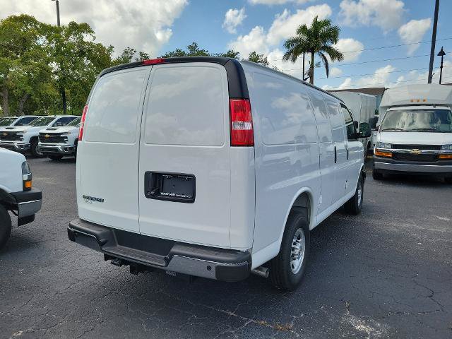 New 2025 Chevrolet Express 2500 w/ Driver Convenience Package RWD image 4