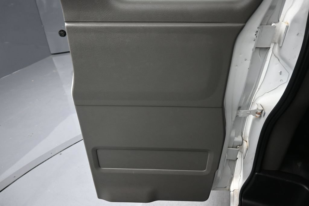 Used 2014 Chevrolet Express 3500 LS RWD image 31