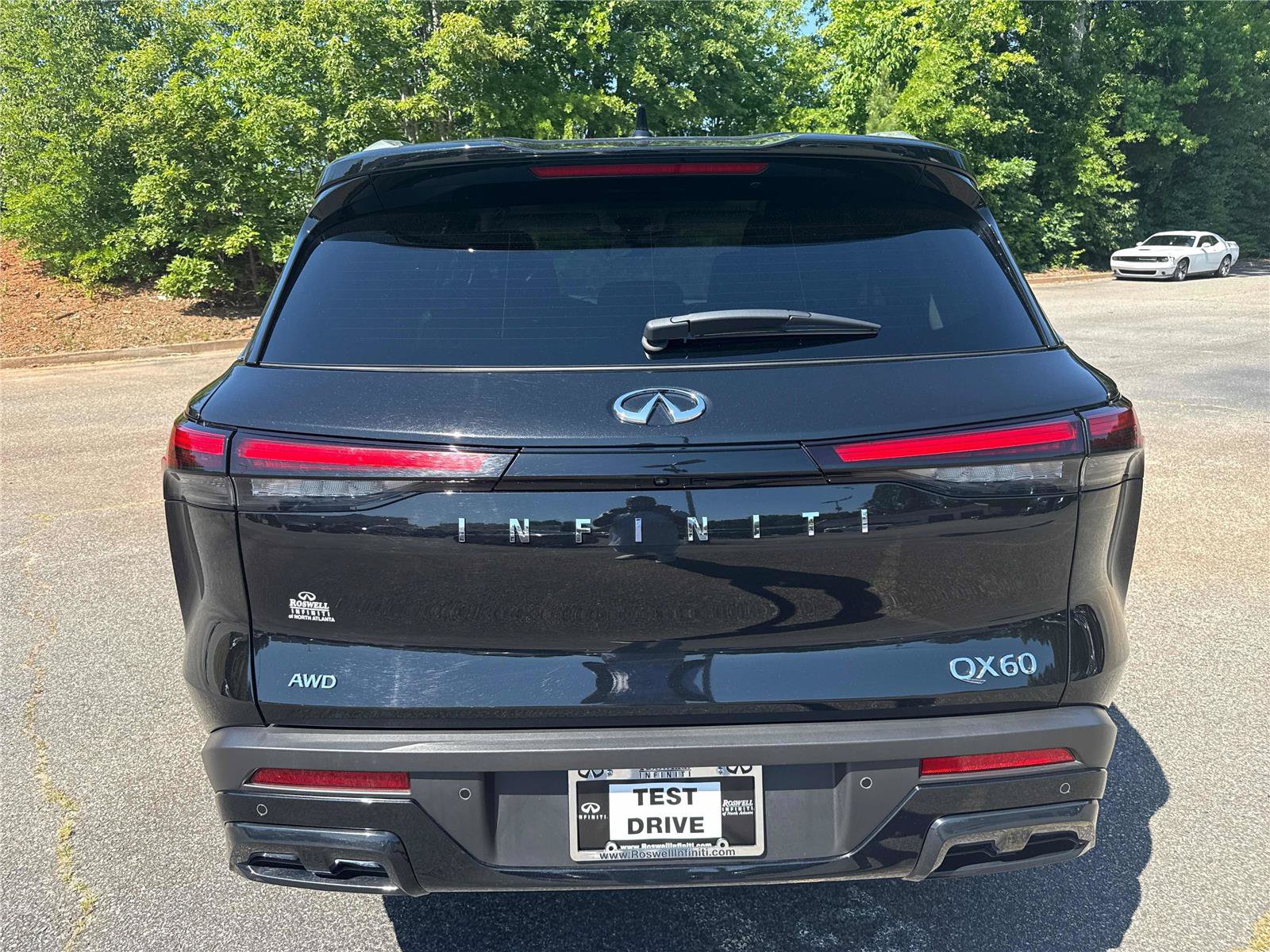 Used 2025 INFINITI QX60 Luxe AWD/4WD image 7