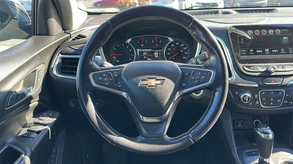 Used 2018 Chevrolet Equinox Premier image 12