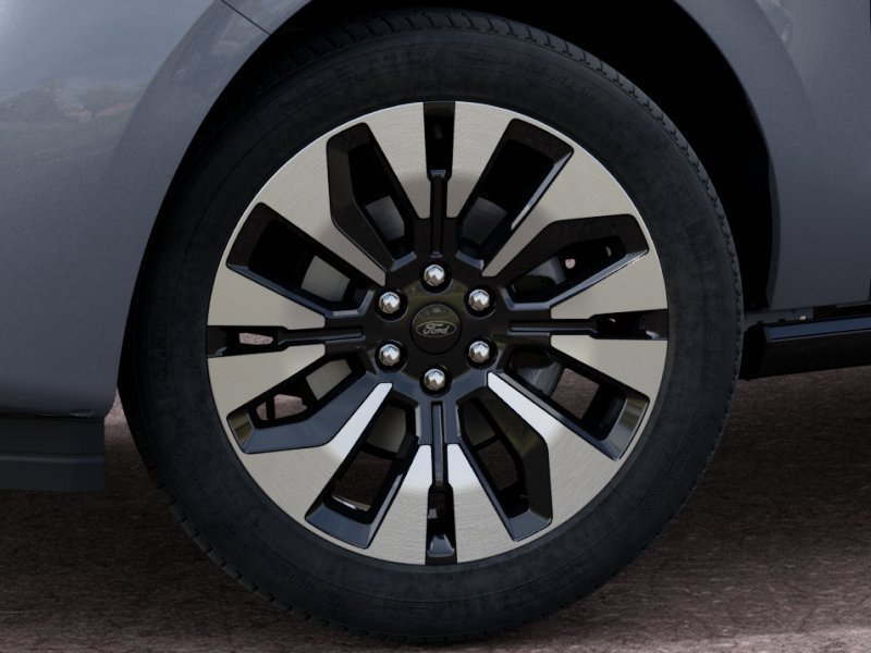 New 2027 Ford Expedition Max Platinum w/ Driver's Package RWD image 19