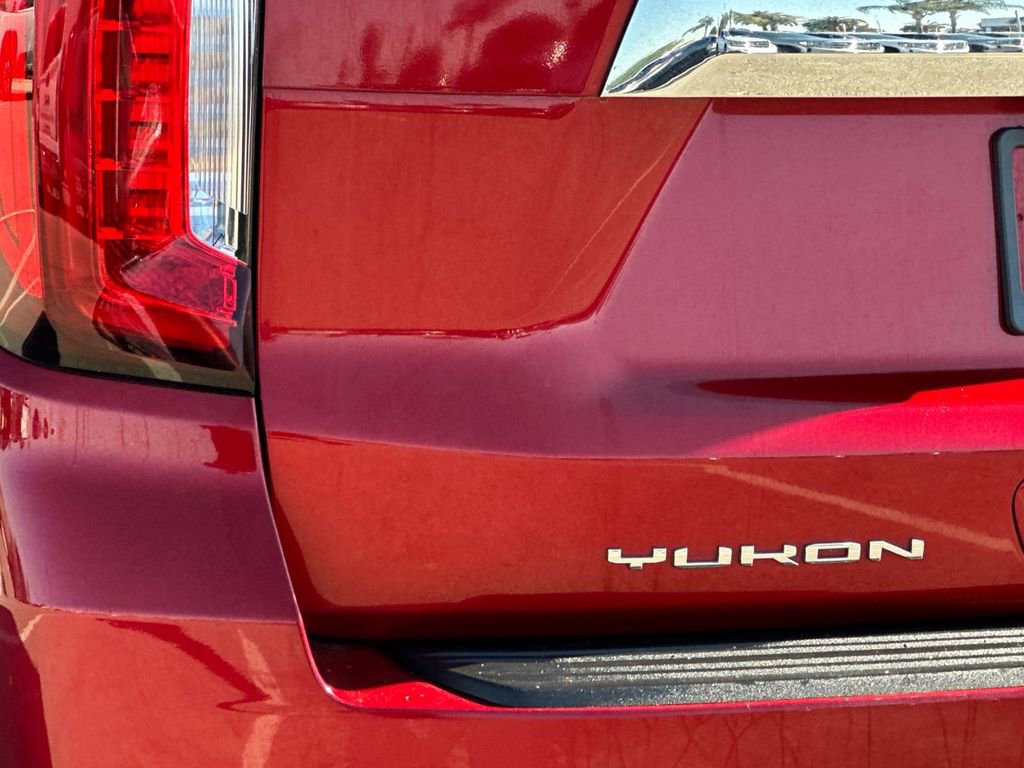 Used 2023 GMC Yukon SLT w/ SLT Premium Package image 34