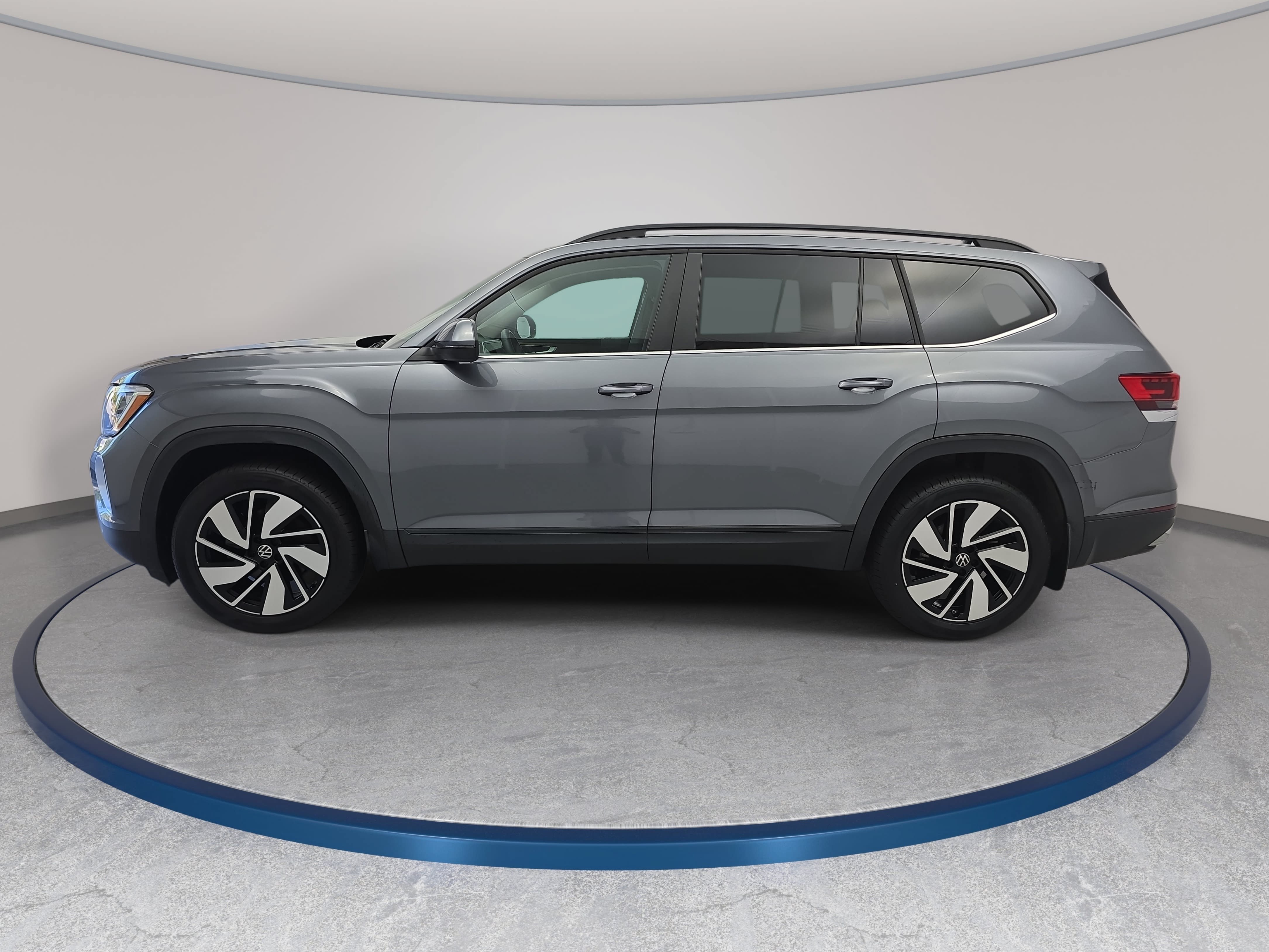 Certified 2024 Volkswagen Atlas SE AWD/4WD image 8
