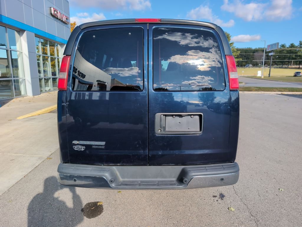 Used 2016 Chevrolet Express 2500 LT w/ LT Preferred Equipment Group image 7