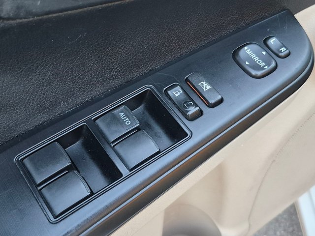 Used 2012 Toyota Camry LE FWD image 14