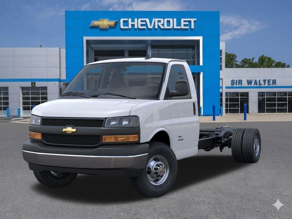 New 2025 Chevrolet Express 3500 w/ Power Convenience Package RWD image 7
