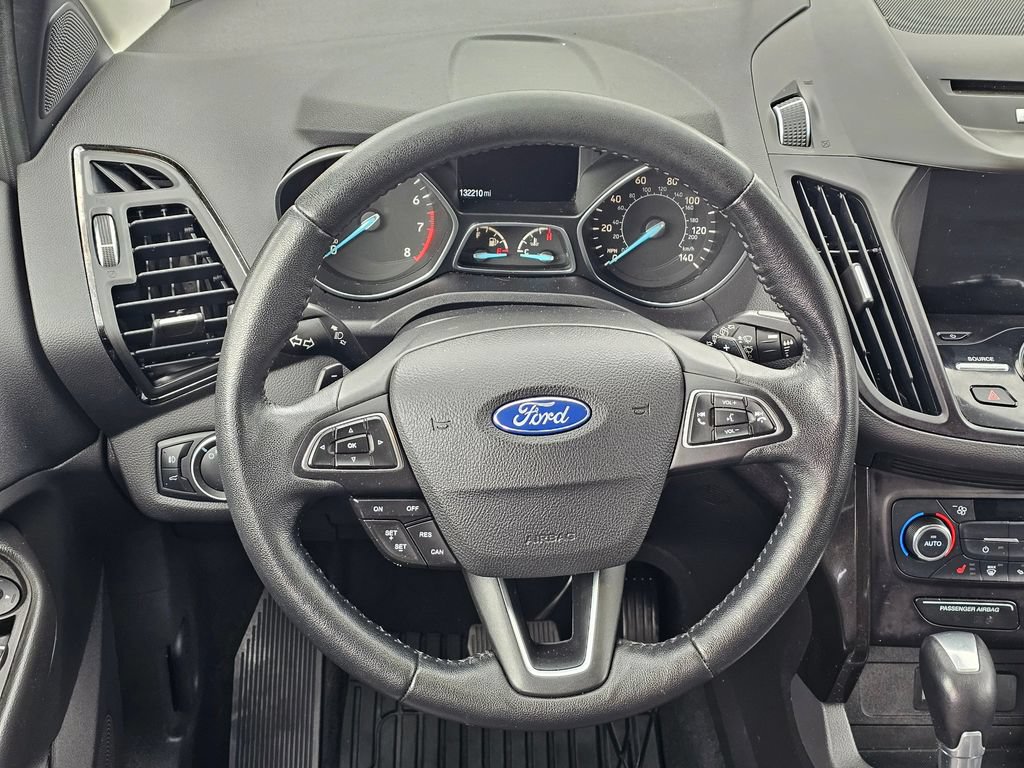 Used 2017 Ford Escape Titanium FWD image 20