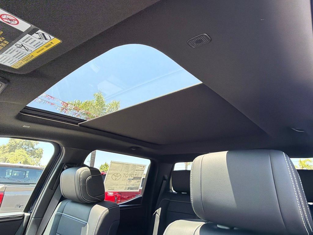 New 2026 Toyota Tundra Limited AWD/4WD image 21