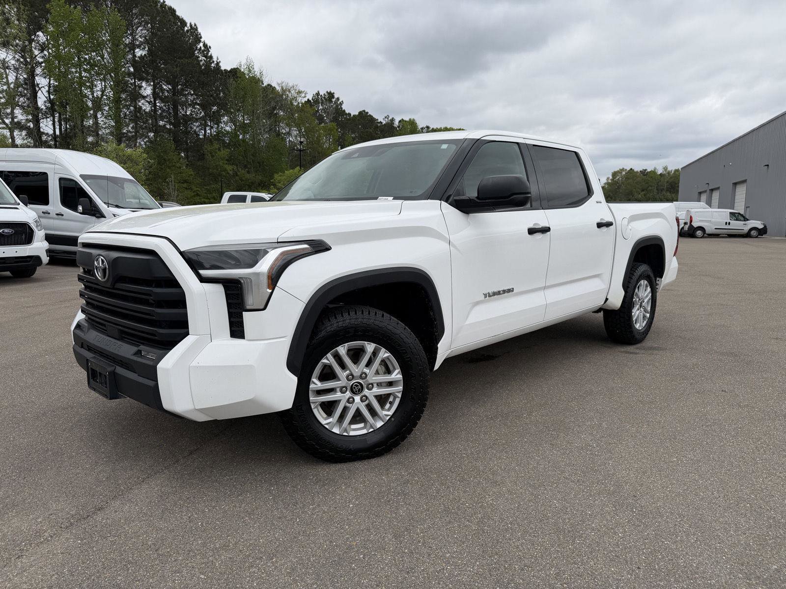 Used 2023 Toyota Tundra SR5 AWD/4WD image 1