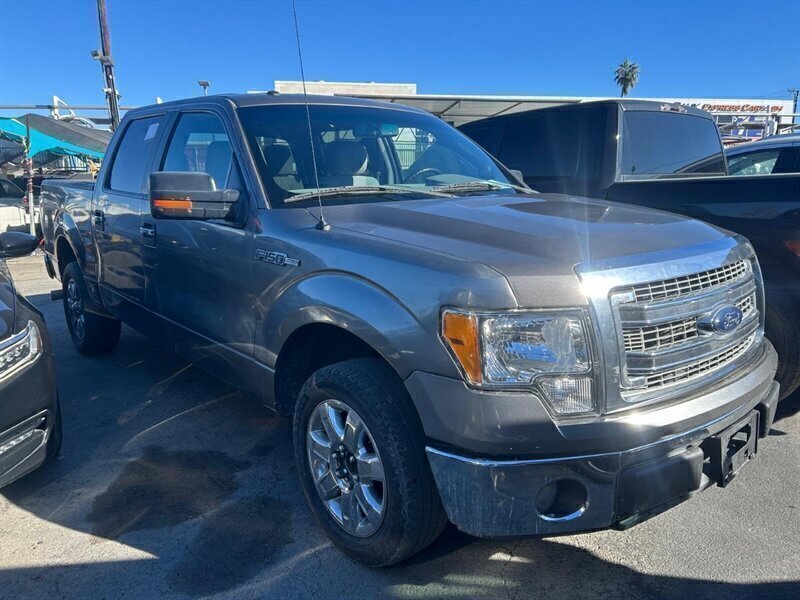 Used 2014 Ford F150 XLT w/ XLT Chrome Package RWD image 38