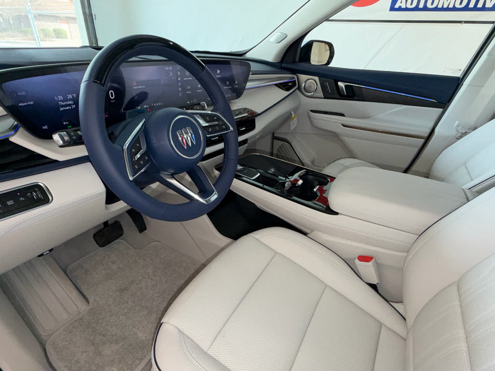 New 2026 Buick Enclave Avenir w/ Super Cruise Package FWD image 17