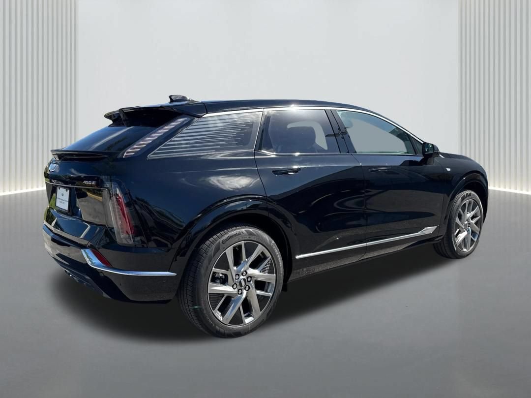 New 2026 Cadillac Optiq Luxury 1 RWD image 5