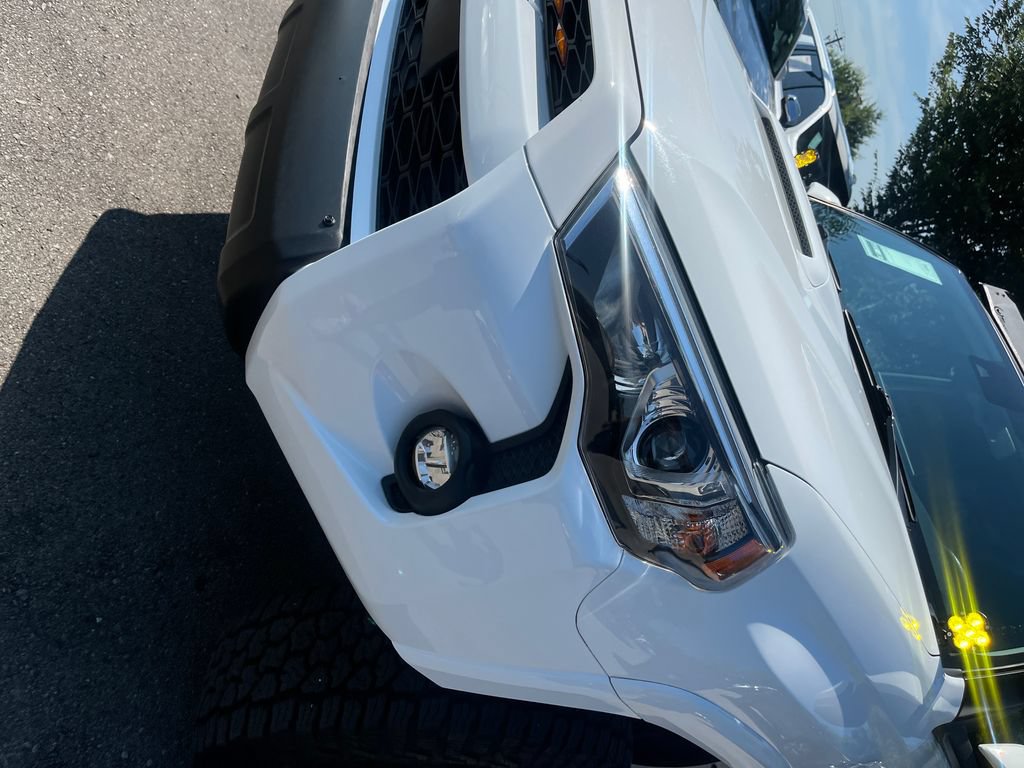 Used 2023 Toyota 4Runner TRD Off-Road Premium AWD/4WD image 35