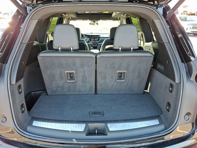 Used 2025 Cadillac XT6 Premium Luxury image 30