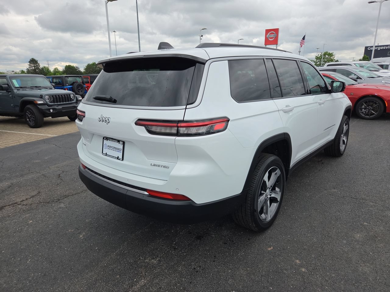New 2026 Jeep Grand Cherokee L Limited AWD/4WD image 7