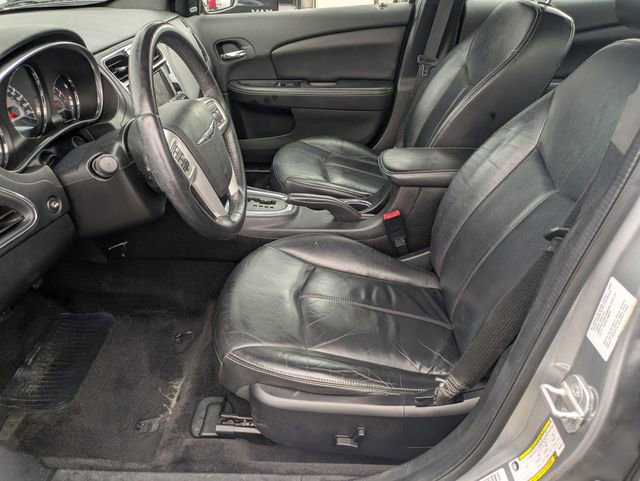 Used 2013 Chrysler 200 Limited w/ Sun/Sound Group FWD image 13