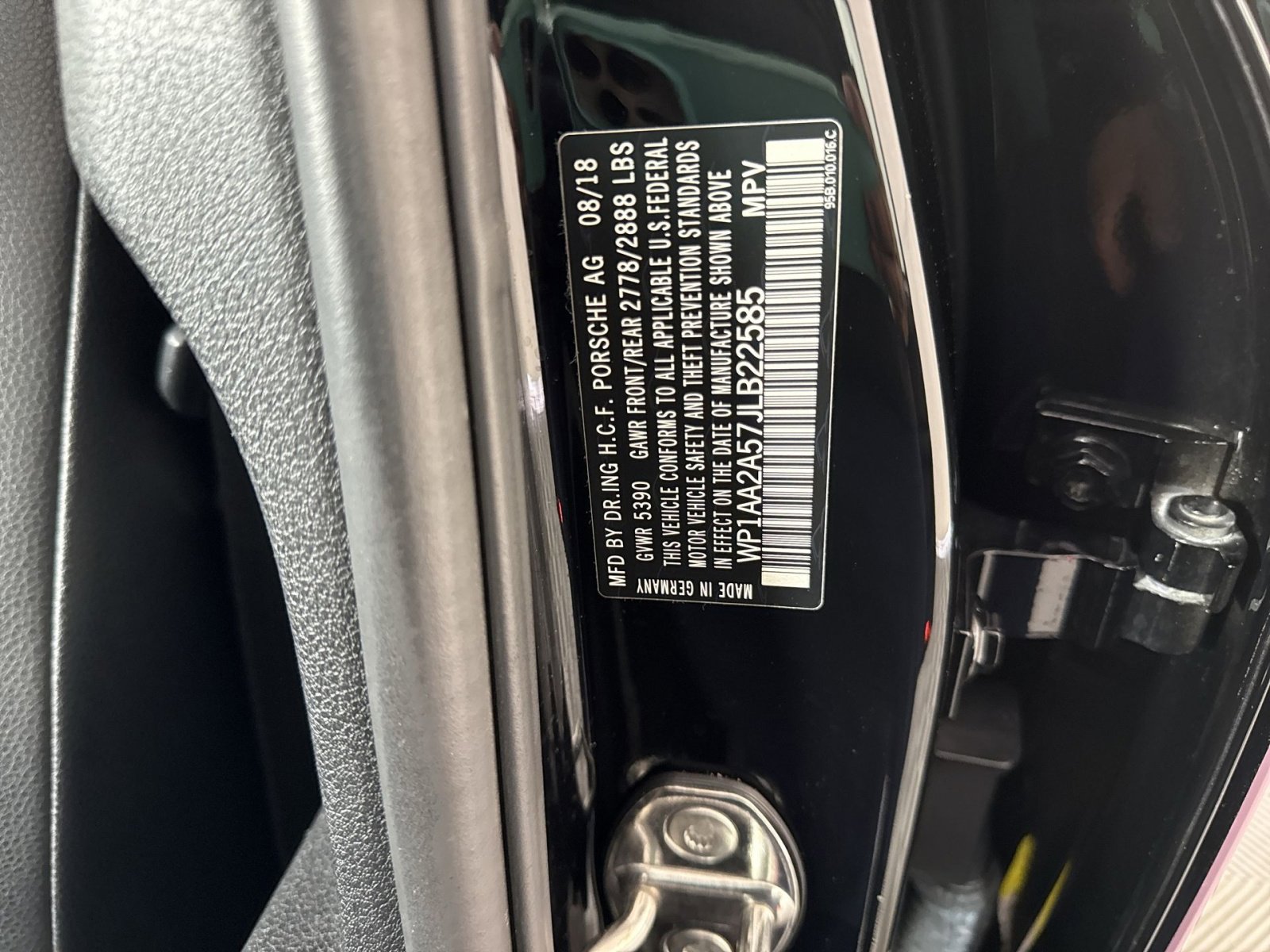 Used 2018 Porsche Macan Sport Edition image 29