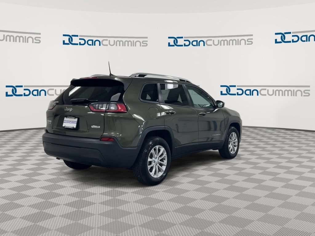 Used 2021 Jeep Cherokee Latitude AWD/4WD image 8