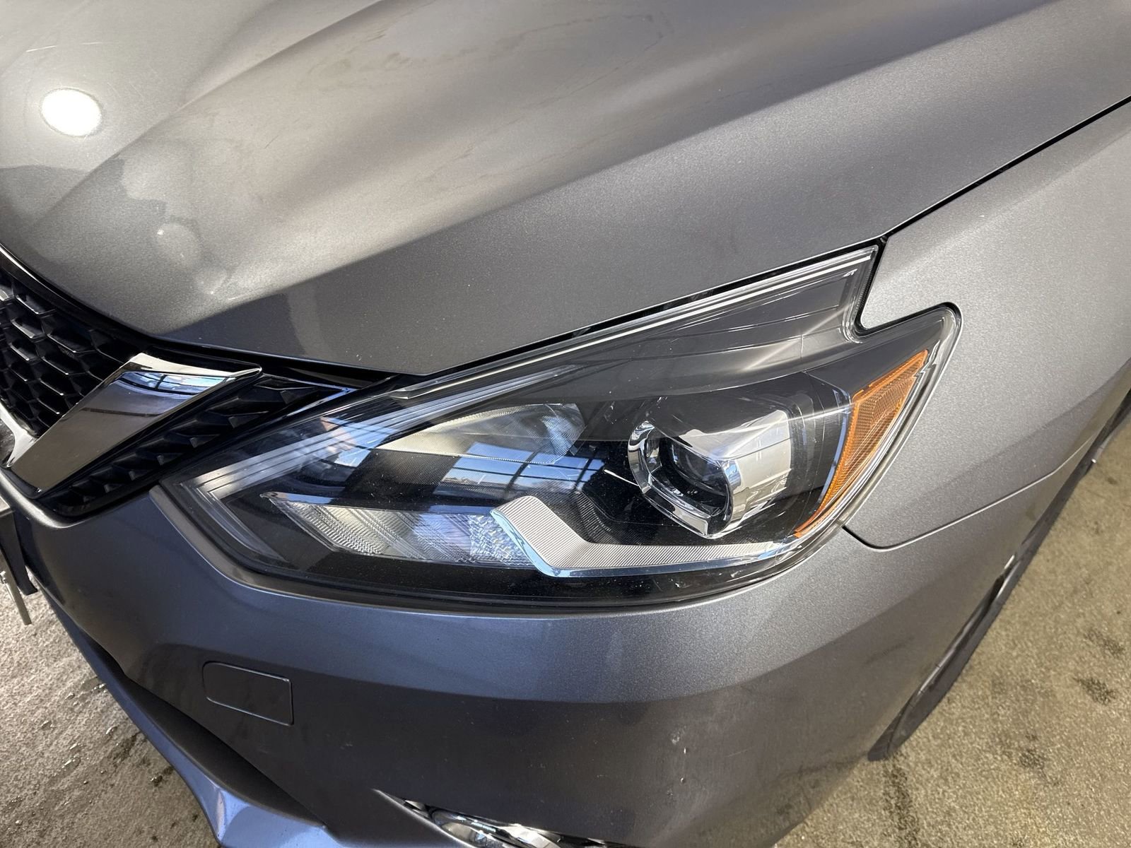 Used 2017 Nissan Sentra SR w/ SR Midnight Edition image 27