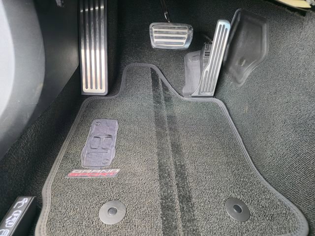 Used 2018 Chevrolet Corvette Grand Sport w/ Carbon 65 Edition image 41