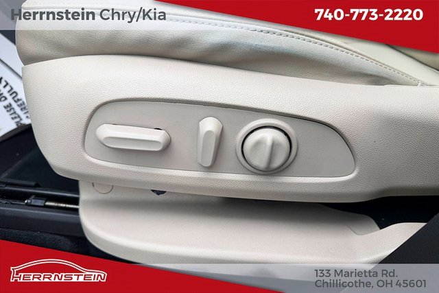 Used 2021 Buick Enclave Essence image 15