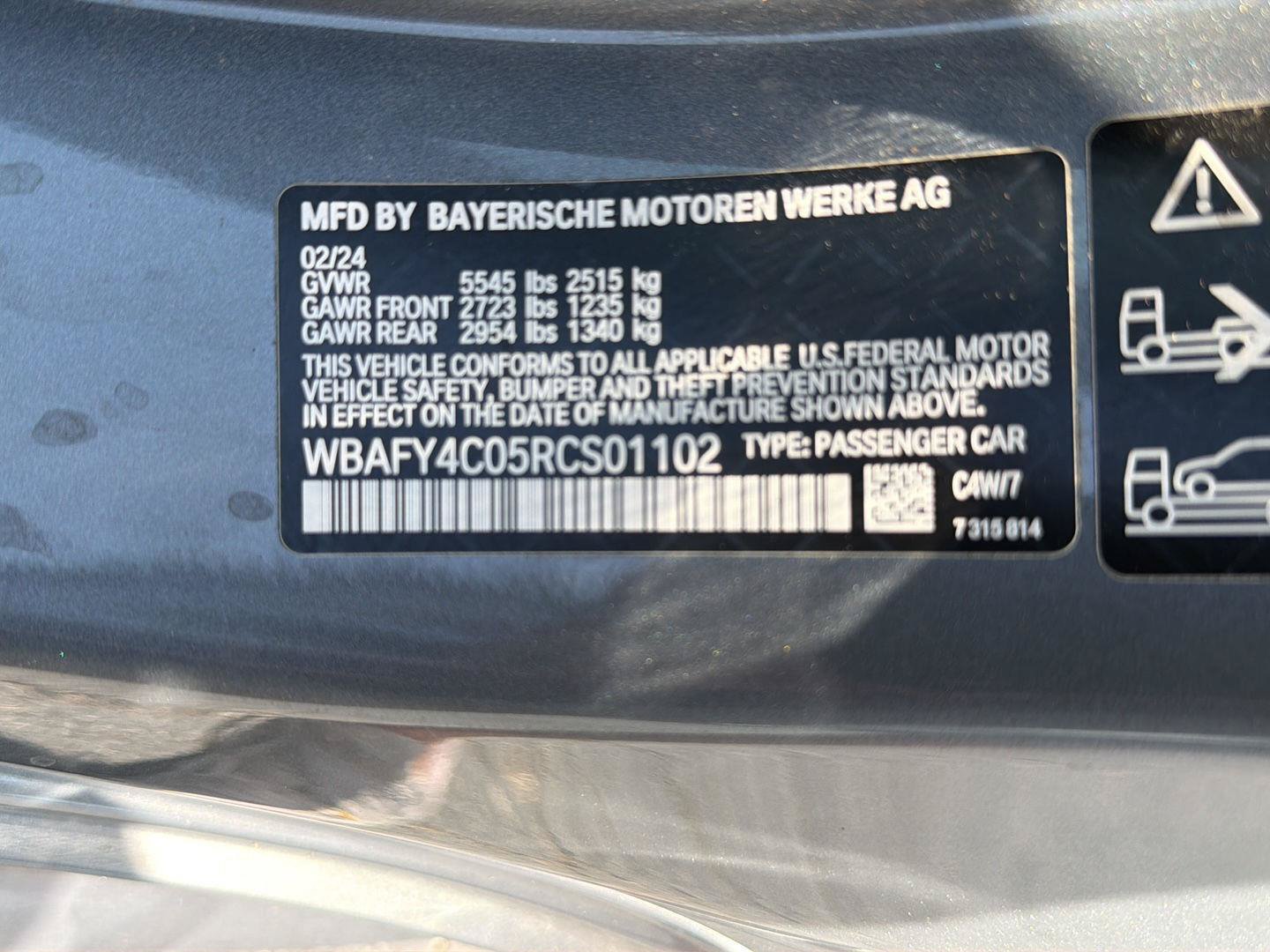 Used 2024 BMW M850i xDrive Convertible AWD/4WD image 44