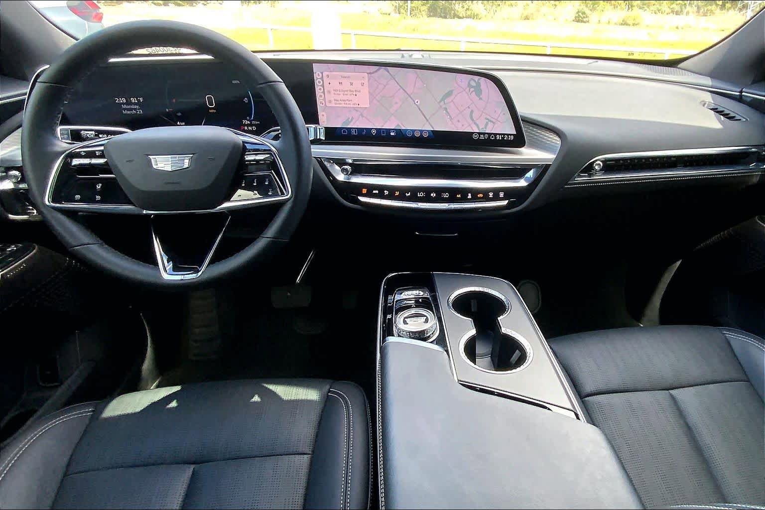 Used 2025 Cadillac Lyriq Luxury RWD image 15
