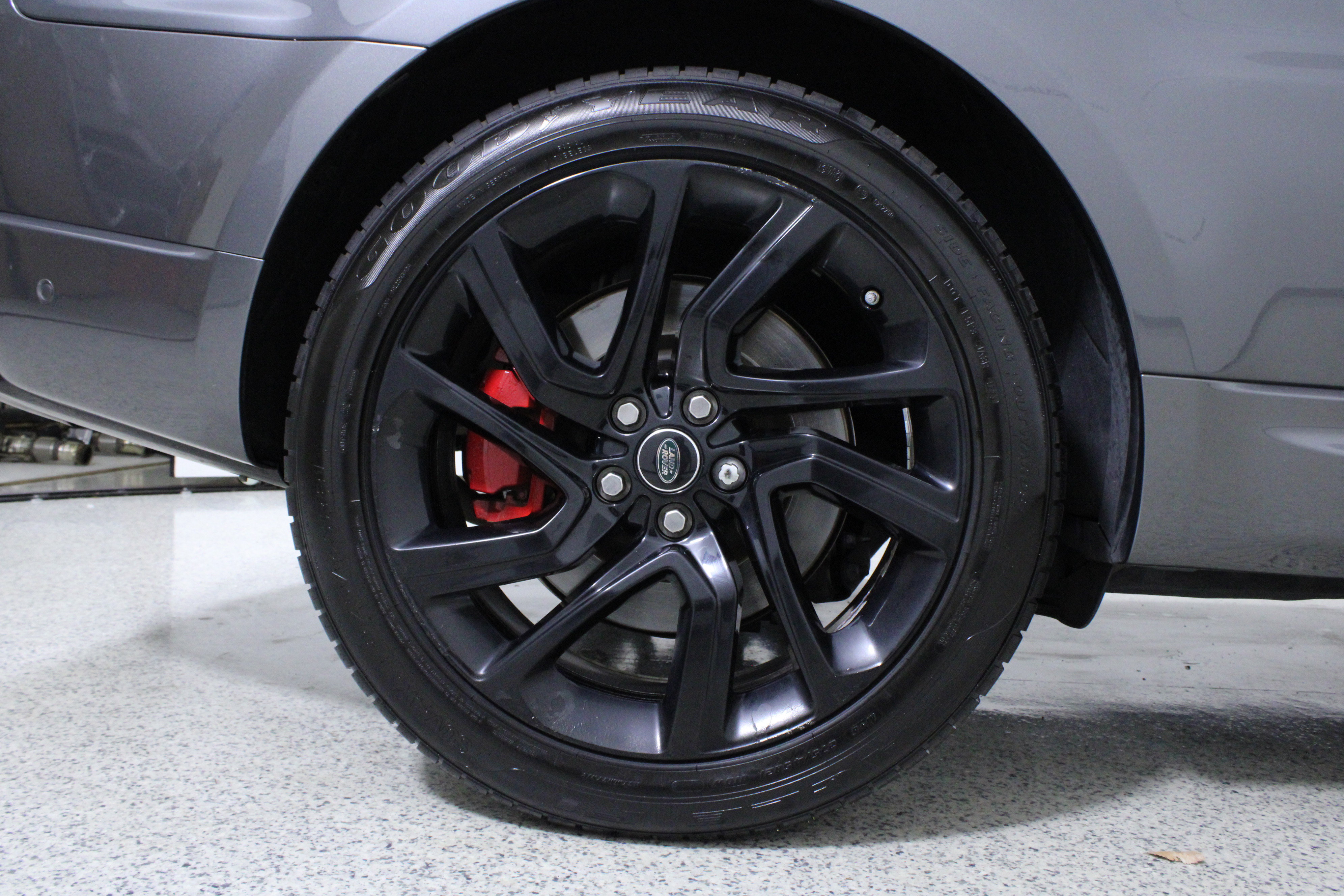 Used 2018 Land Rover Range Rover Sport HSE Dynamic image 8