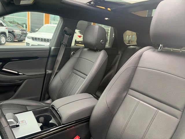 Used 2024 Land Rover Range Rover Evoque S image 58