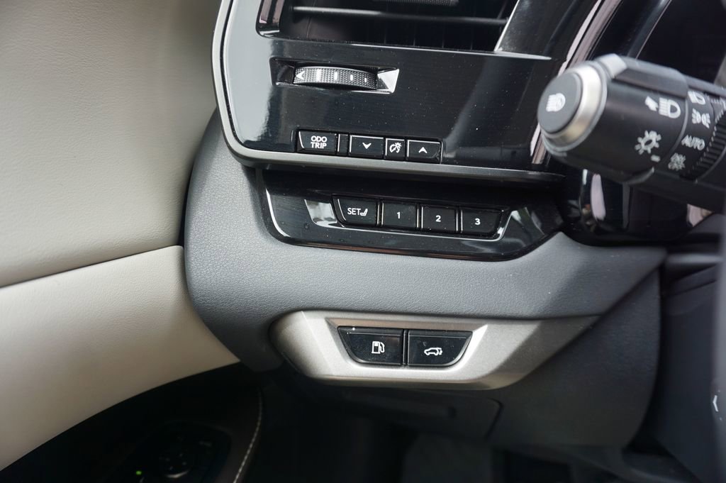Used 2023 Lexus RX 350 Premium w/ Accessory Package (Z1) FWD image 5