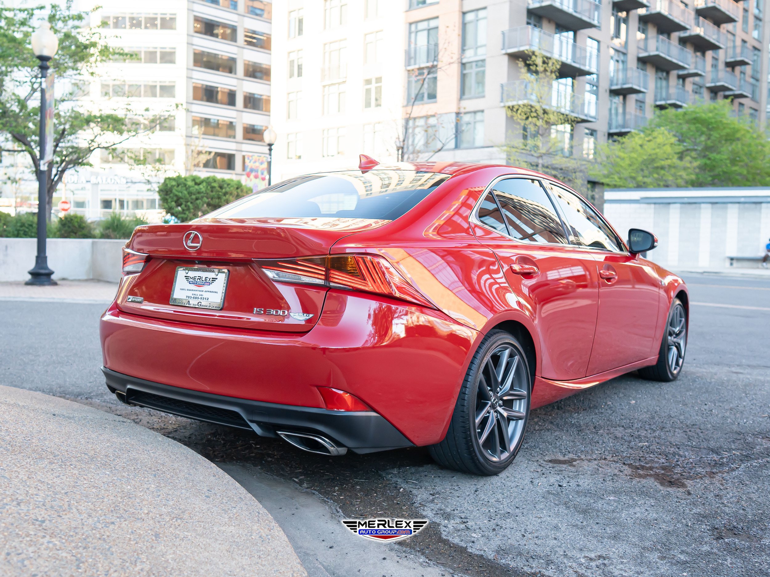 Used 2018 Lexus IS 300 F Sport w/ F Sport Package RWD image 7