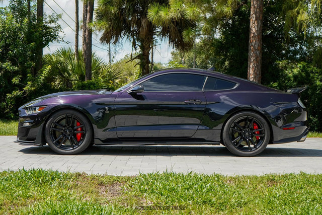 Used 2022 Ford Mustang Shelby GT500 w/ Technology Package image 3