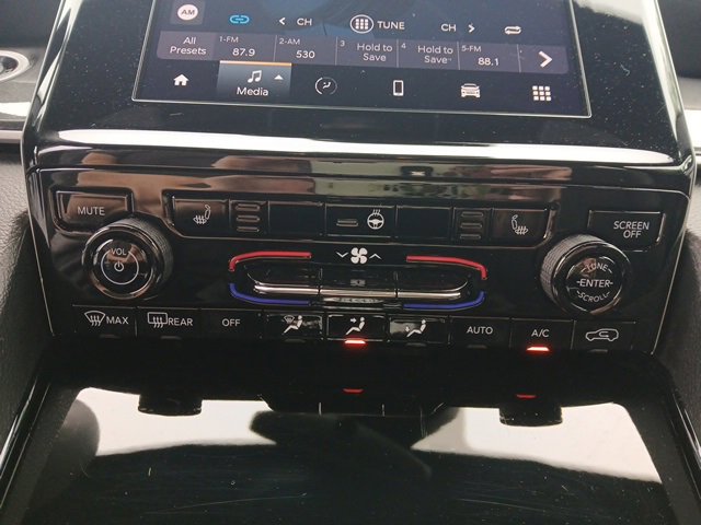 Certified 2023 Jeep Grand Cherokee Altitude image 23