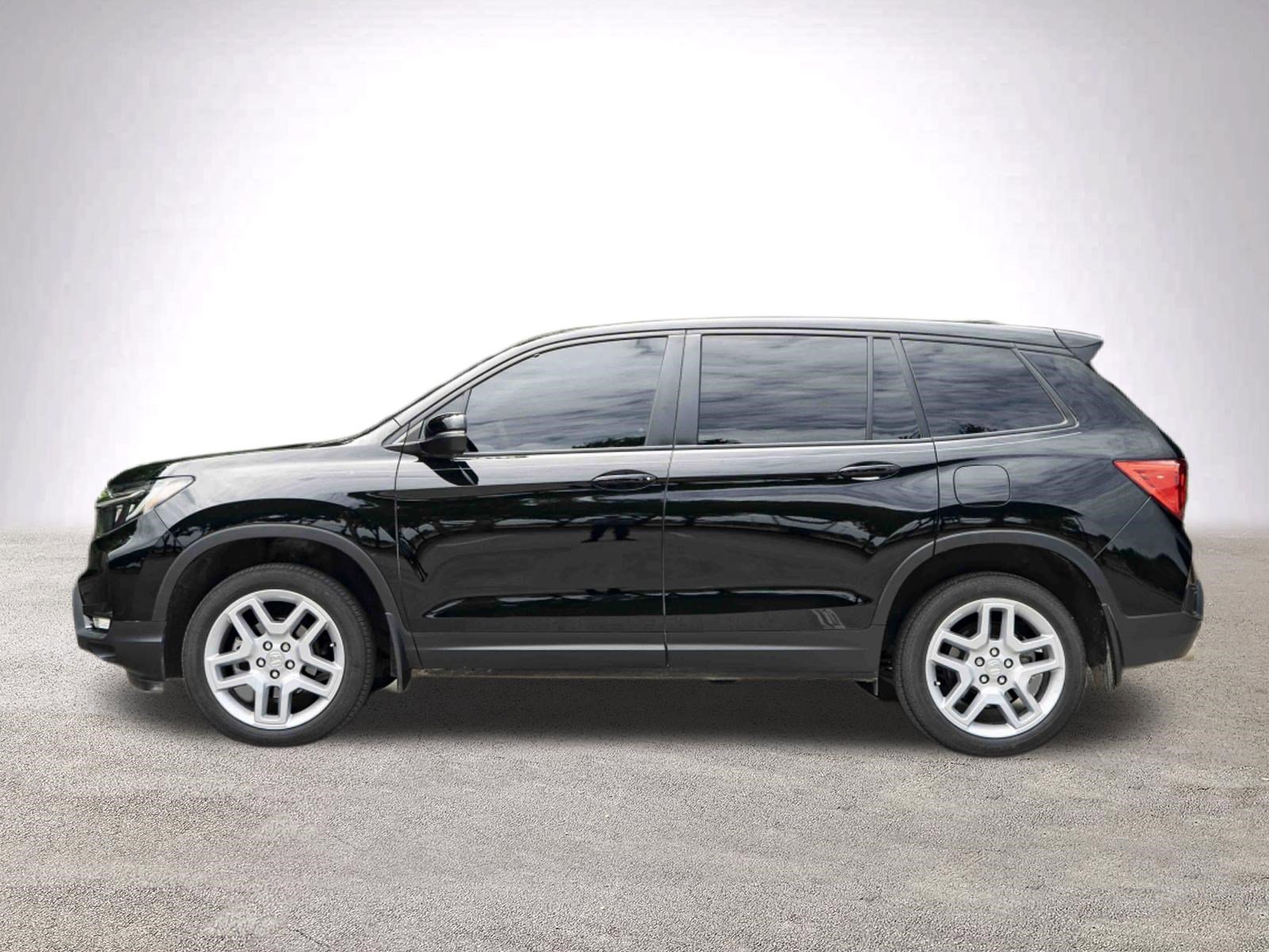 Used 2025 Honda Passport EX-L image 6