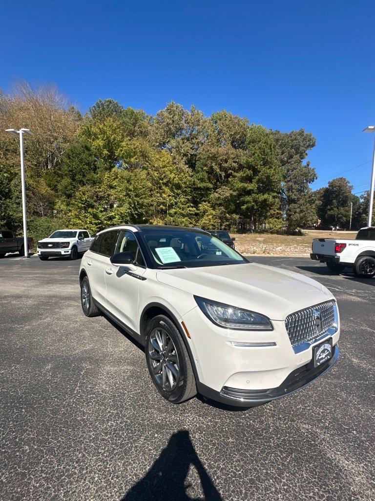 Used 2021 Lincoln Corsair FWD w/ Premium Package image 8