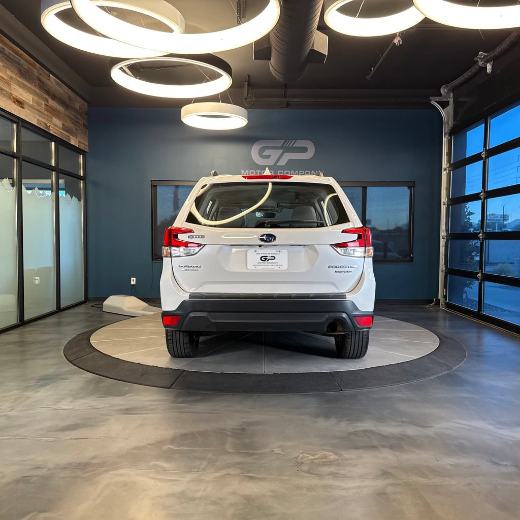Used 2021 Subaru Forester AWD/4WD image 4