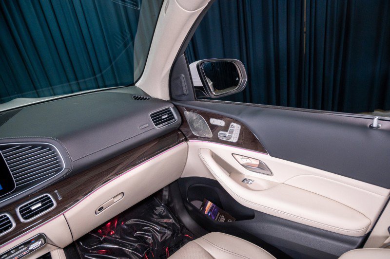 New 2026 Mercedes-Benz GLS 450 4MATIC image 26