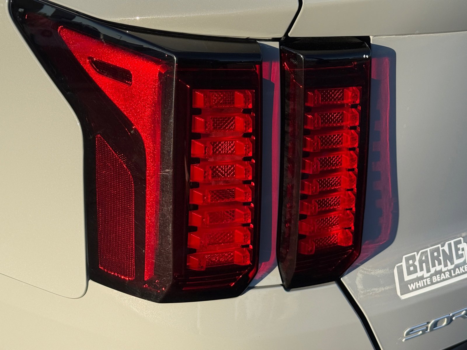 Used 2023 Kia Sorento S w/ Panoramic Sunroof Package image 28