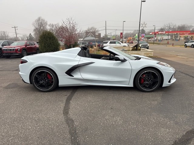 Used 2024 Chevrolet Corvette Stingray Preferred Conv w/ Chrome Exterior Badge Package image 6