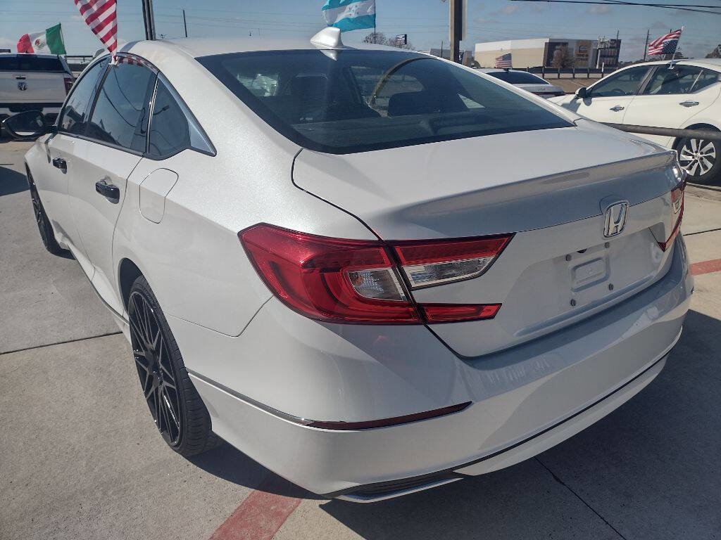 Used 2019 Honda Accord EX image 5