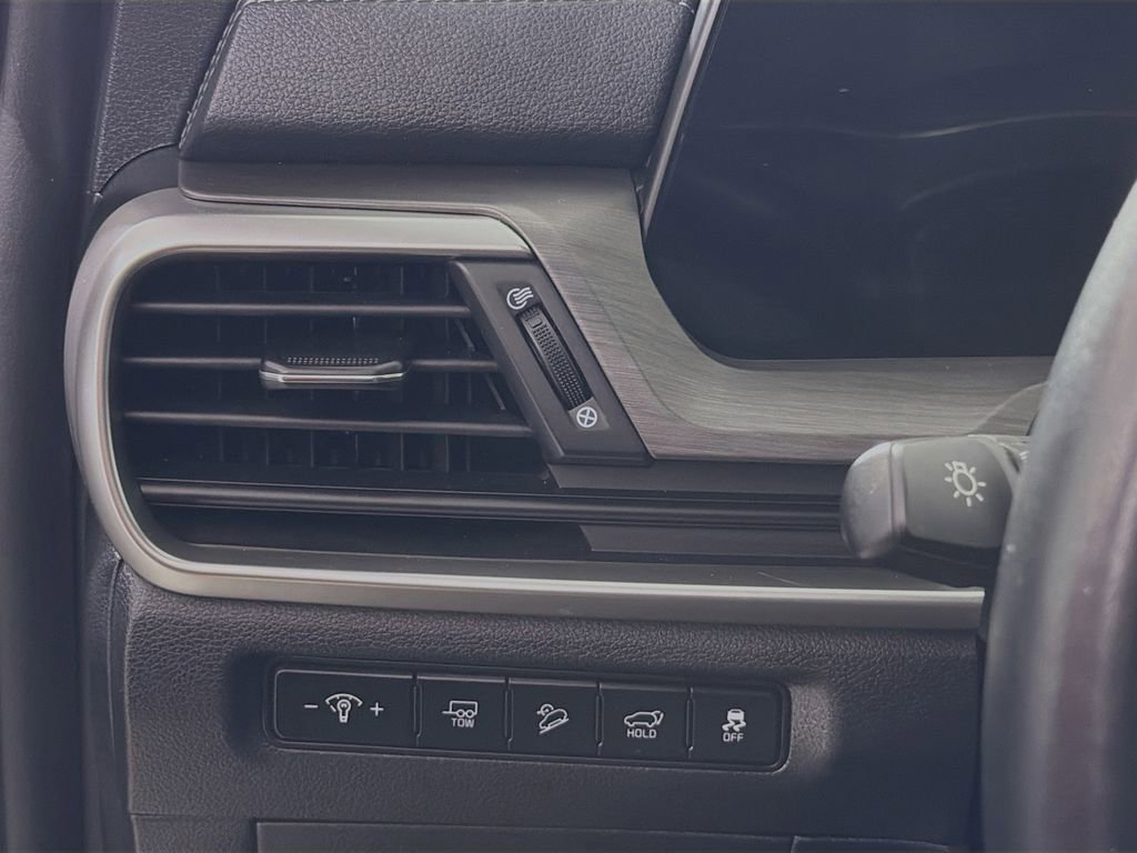 Used 2023 Kia Telluride EX X-Line image 11